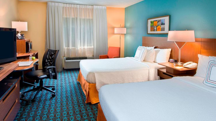 Fairfield Inn Tuscaloosa Room