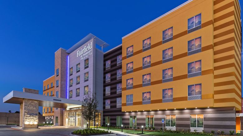 Fairfield Inn/Sutes East Energy Corridor Exterior. Images powered by <a href="https://www.leonardoworldwide.com" target="_blank" rel="noopener">Leonardo</a>.