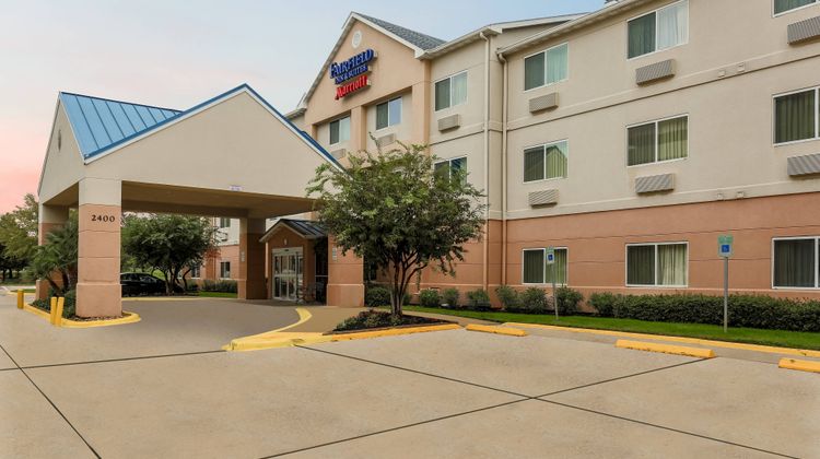 Fairfield Inn Houston Westchase Exterior