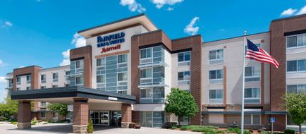 Fairfield Inn & Suites Omaha Downtown Exterior