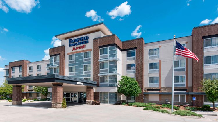 Fairfield Inn & Suites Omaha Downtown Exterior