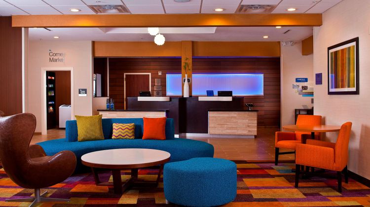 Fairfield Inn & Stes Houston Hobby Arpt Lobby