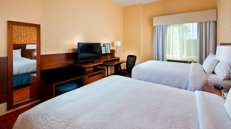 Fairfield Inn & Stes Houston Hobby Arpt Room