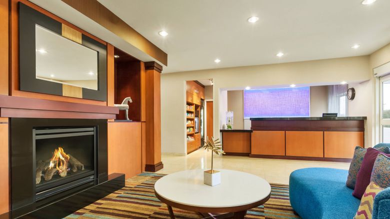 <b>Fairfield Inn by Marriott Lobby</b>. Images powered by <a href="https://www.leonardoworldwide.com/" title="Leonardo Worldwide" target="_blank">Leonardo</a>.