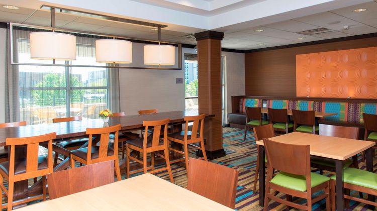 Fairfield Inn & Suites Omaha Downtown Restaurant
