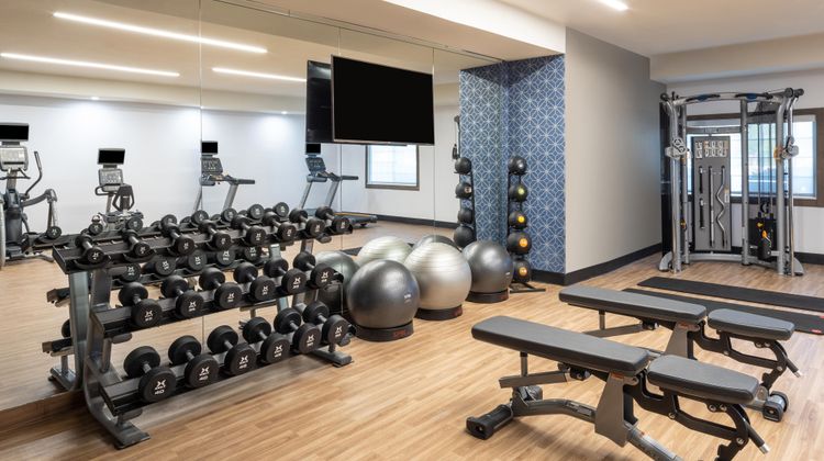 Four Points Sheraton Chicago Schaumburg Health Club