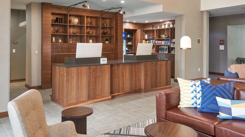 <b>Four Points Sheraton Chicago Schaumburg Lobby</b>. Images powered by <a href="https://www.leonardoworldwide.com/" title="Leonardo Worldwide" target="_blank">Leonardo</a>.