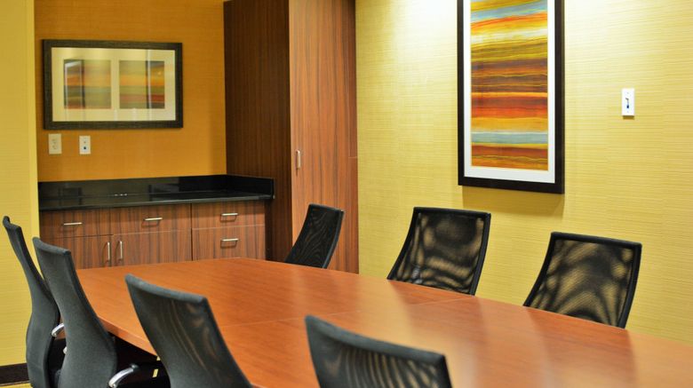 <b>Fairfield Inn & Suites Omaha Northwest Meeting</b>. Images powered by <a href="https://www.leonardoworldwide.com/" title="Leonardo Worldwide" target="_blank">Leonardo</a>.