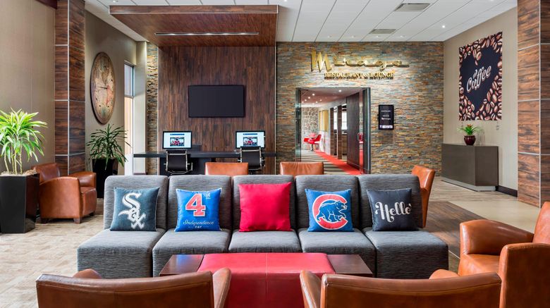 <b>Four Points by Sheraton at O'Hare Lobby</b>. Images powered by <a href="https://www.leonardoworldwide.com/" title="Leonardo Worldwide" target="_blank">Leonardo</a>.