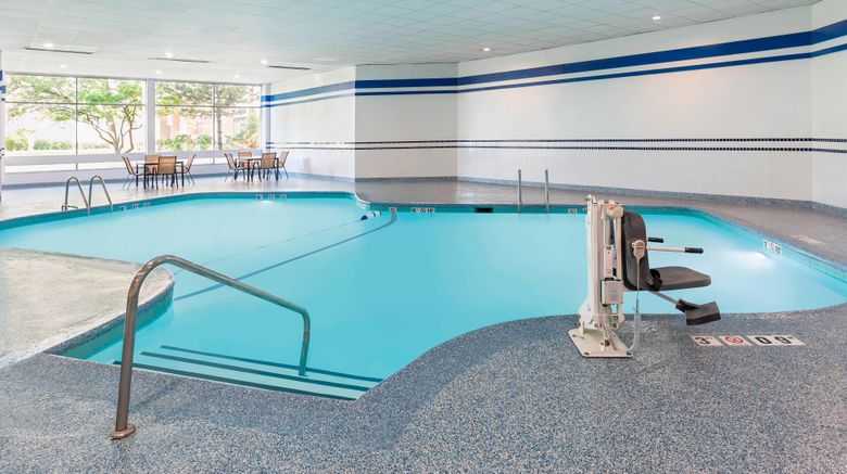<b>Four Points by Sheraton at O'Hare Pool</b>. Images powered by <a href="https://www.leonardoworldwide.com/" title="Leonardo Worldwide" target="_blank">Leonardo</a>.