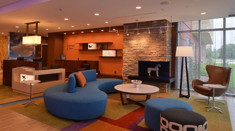 Fairfield Inn & Suites Fremont Lobby
