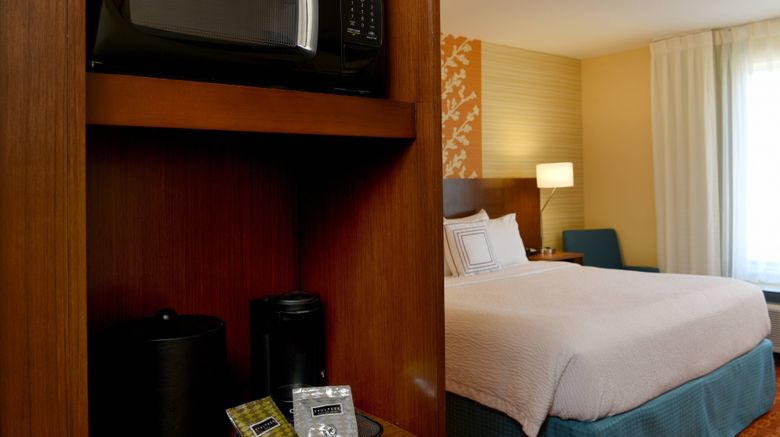 <b>Fairfield Inn & Suites Omaha Papillion Room</b>. Images powered by <a href="https://www.leonardoworldwide.com/" title="Leonardo Worldwide" target="_blank">Leonardo</a>.