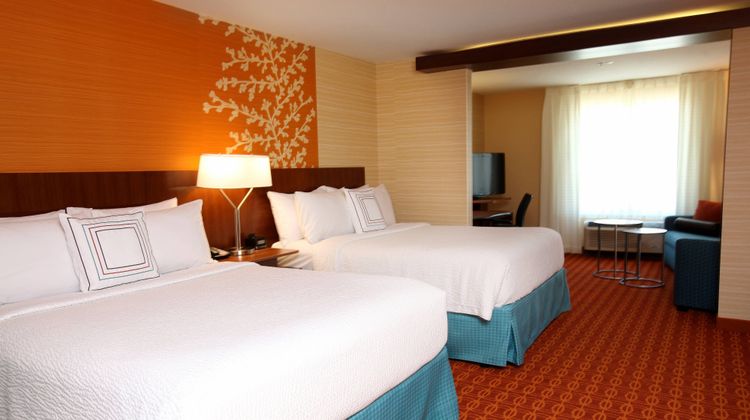 Fairfield Inn & Suites Omaha Papillion Suite