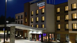 Fairfield Inn & Suites Omaha West
