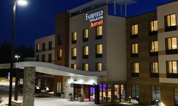Fairfield Inn & Suites Omaha West