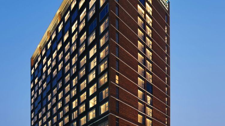 Four Points by Sheraton Chinatown Exterior