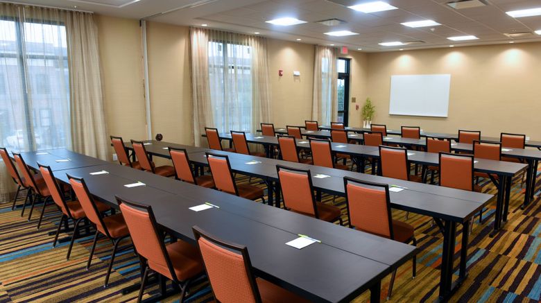 <b>Fairfield Inn & Suites Omaha West Meeting</b>. Images powered by <a href="https://www.leonardoworldwide.com/" title="Leonardo Worldwide" target="_blank">Leonardo</a>.