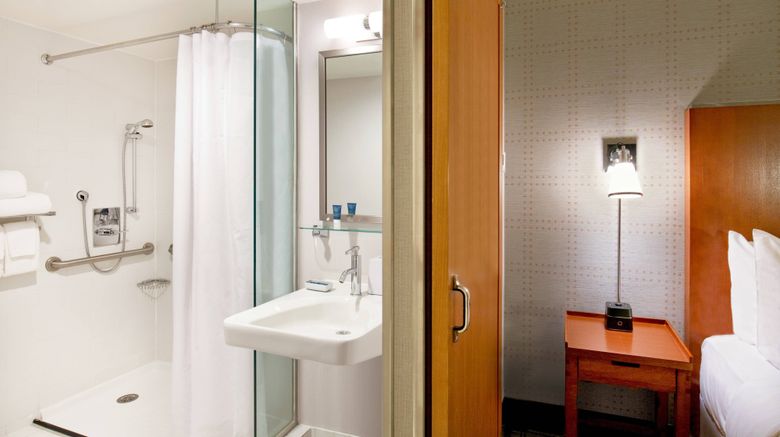 <b>Four Points Midtown - Times Square Room</b>. Images powered by <a href="https://www.leonardoworldwide.com/" title="Leonardo Worldwide" target="_blank">Leonardo</a>.