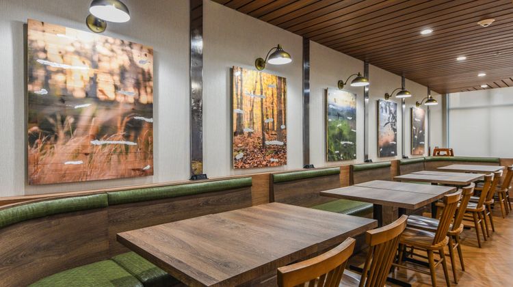 Fairfield Inn & Suites Ontario Restaurant