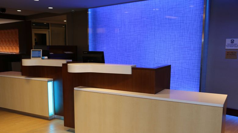 <b>Fairfield Inn & Suites Bowling Green Lobby</b>. Images powered by <a href="https://www.leonardoworldwide.com/" title="Leonardo Worldwide" target="_blank">Leonardo</a>.