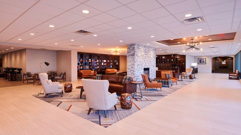 <b>Four Points Cleveland Eastlake Lobby</b>. Images powered by <a href="https://www.leonardoworldwide.com/" title="Leonardo Worldwide" target="_blank">Leonardo</a>.