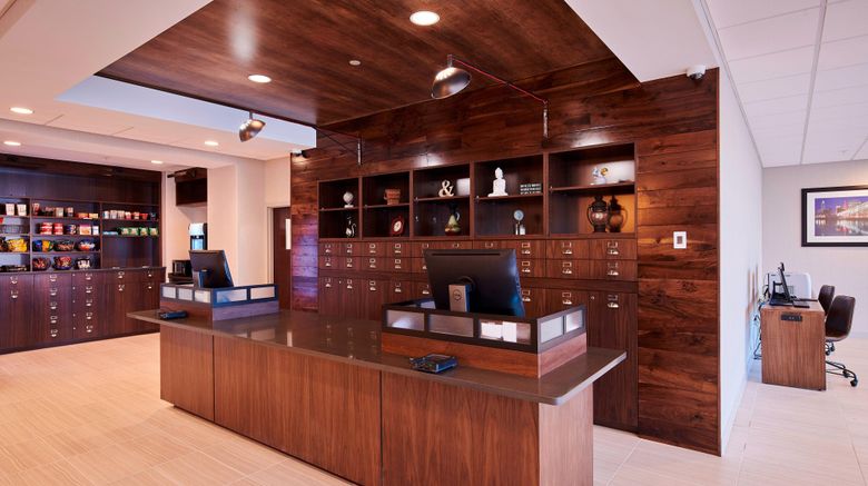 <b>Four Points Cleveland Eastlake Lobby</b>. Images powered by <a href="https://www.leonardoworldwide.com/" title="Leonardo Worldwide" target="_blank">Leonardo</a>.