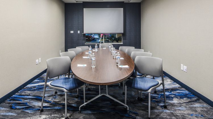 Fairfield Inn & Suites Ontario Meeting