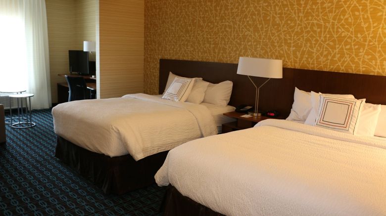 <b>Fairfield Inn & Suites Bowling Green Suite</b>. Images powered by <a href="https://www.leonardoworldwide.com/" title="Leonardo Worldwide" target="_blank">Leonardo</a>.