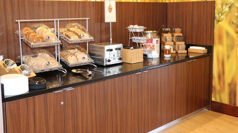 <b>Fairfield Inn & Suites Bowling Green Restaurant</b>. Images powered by <a href="https://www.leonardoworldwide.com/" title="Leonardo Worldwide" target="_blank">Leonardo</a>.