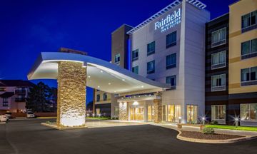 Fairfield Inn & Suites Waterfront