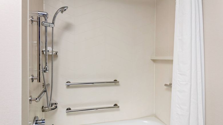 <b>Fairfield Inn & Suites Waterfront Room</b>. Images powered by <a href="https://www.leonardoworldwide.com/" title="Leonardo Worldwide" target="_blank">Leonardo</a>.