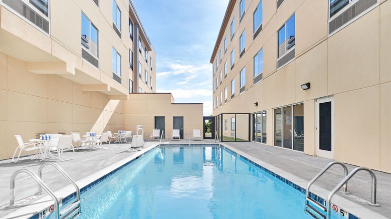 <b>Four Points by Sheraton OKC Airport Pool</b>. Images powered by <a href="https://www.leonardoworldwide.com/" title="Leonardo Worldwide" target="_blank">Leonardo</a>.