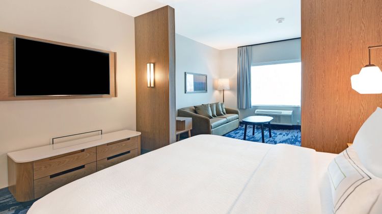 Fairfield Inn & Sts Houston NASA Webster Suite