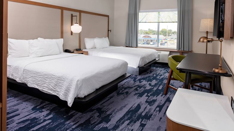 <b>Fairfield Inn & Suites Waterfront Room</b>. Images powered by <a href="https://www.leonardoworldwide.com/" title="Leonardo Worldwide" target="_blank">Leonardo</a>.