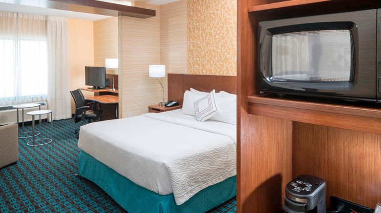 <b>Fairfield Inn & Suites Houston Pasadena Suite</b>. Images powered by <a href="https://www.leonardoworldwide.com/" title="Leonardo Worldwide" target="_blank">Leonardo</a>.