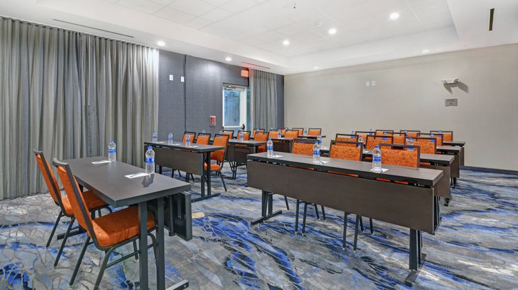 Fairfield Inn & Sts Houston NASA Webster Meeting