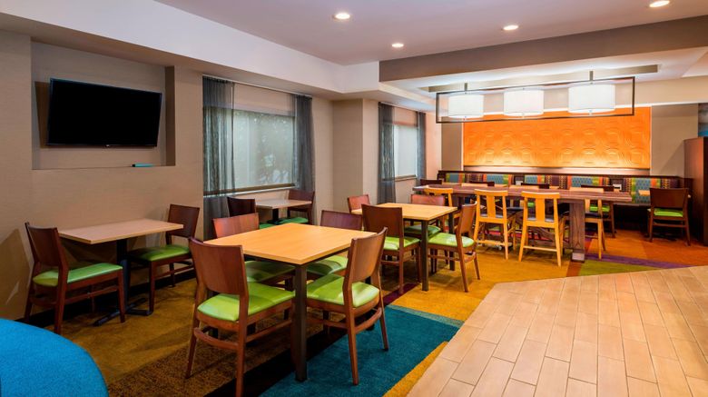 <b>Fairfield Inn St. Petersburg Clearwater Lobby</b>. Images powered by <a href="https://www.leonardoworldwide.com/" title="Leonardo Worldwide" target="_blank">Leonardo</a>.