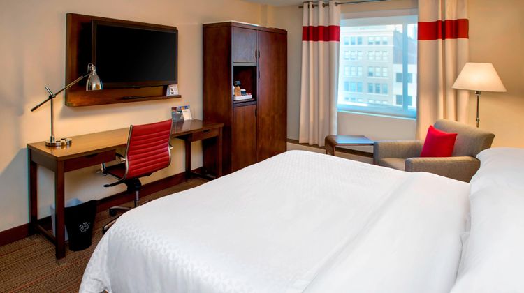 Four Points by Sheraton Charleston Room