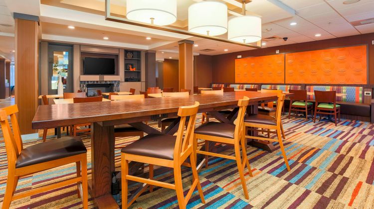 Fairfield Inn Riverside Temecula Restaurant