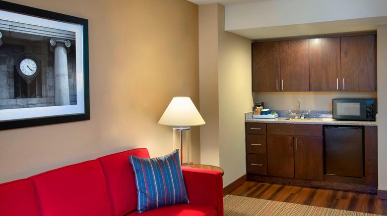 <b>Four Points by Sheraton Charleston Room</b>. Images powered by <a href="https://www.leonardoworldwide.com/" title="Leonardo Worldwide" target="_blank">Leonardo</a>.