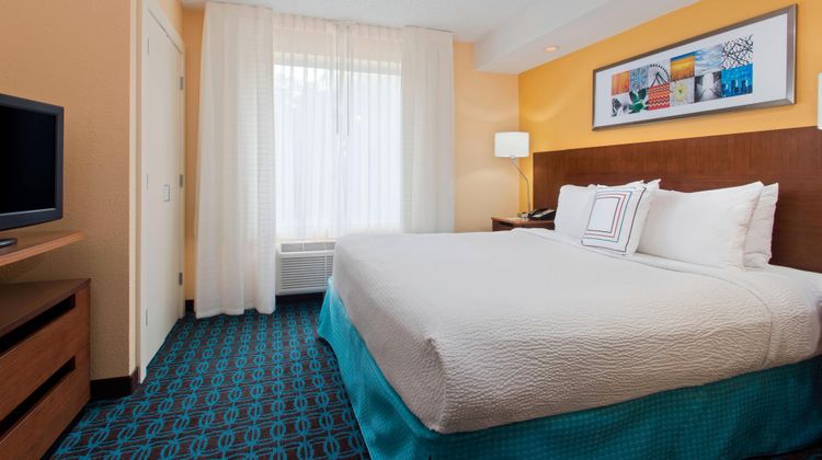 Fairfield Inn & Suites Tampa Brandon Suite
