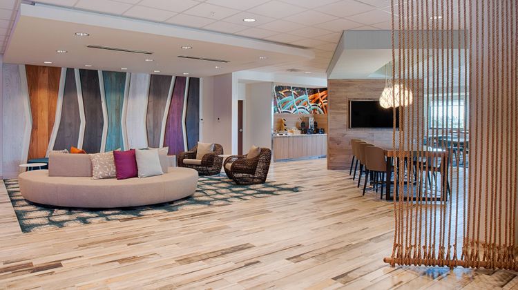 Fairfield Inn & Suites Clearwater Beach Lobby