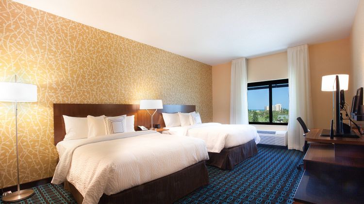Fairfield Inn & Suites Clearwater Beach Room