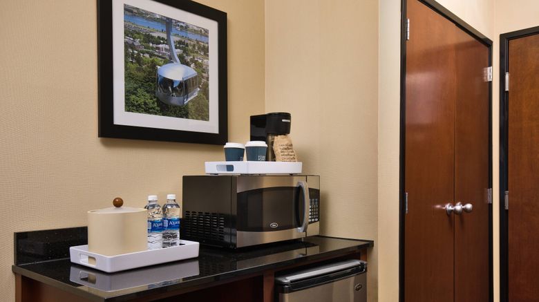 <b>Four Points by Sheraton Portland East Room</b>. Images powered by <a href="https://www.leonardoworldwide.com/" title="Leonardo Worldwide" target="_blank">Leonardo</a>.