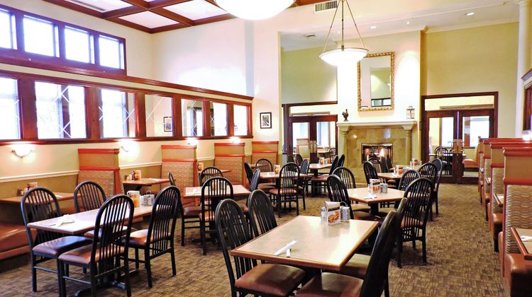 Four Points by Sheraton Portland East Restaurant