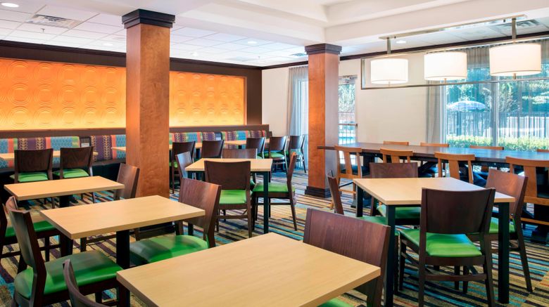 <b>Fairfield Inn & Suites Lakeland Plant Ci Restaurant</b>. Images powered by <a href="https://www.leonardoworldwide.com/" title="Leonardo Worldwide" target="_blank">Leonardo</a>.