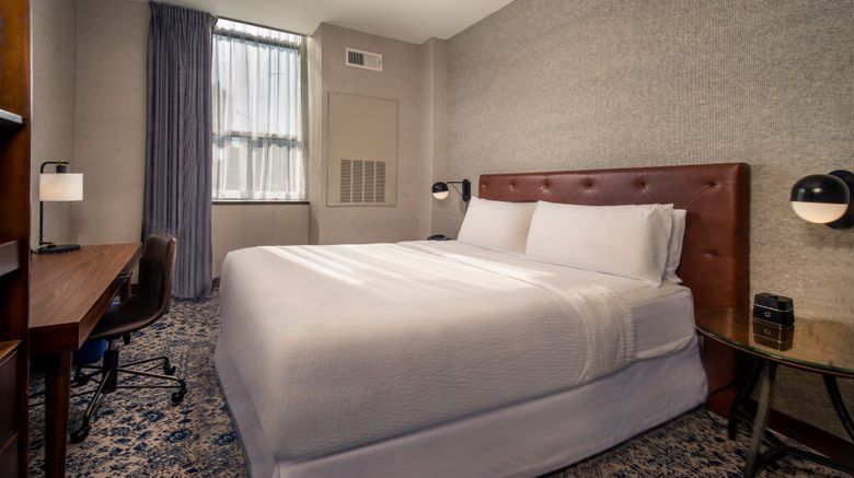 <b>Four Points by Sheraton City Center Room</b>. Images powered by <a href="https://www.leonardoworldwide.com/" title="Leonardo Worldwide" target="_blank">Leonardo</a>.