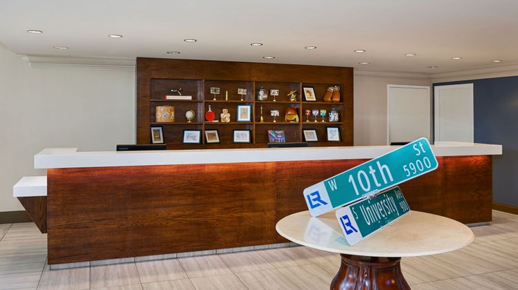 Four Points by Sheraton Midtown Lobby