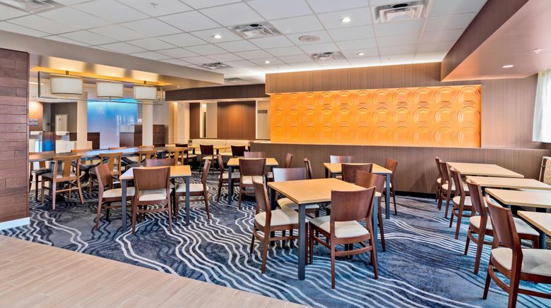 <b>Fairfield Inn/Suites St Petersburg North Restaurant</b>. Images powered by <a href="https://www.leonardoworldwide.com/" title="Leonardo Worldwide" target="_blank">Leonardo</a>.