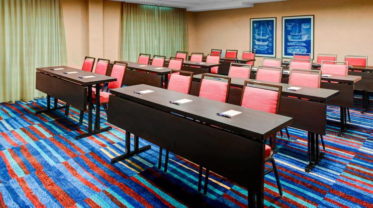 Fairfield Inn & Suites Cape Cod Hyannis Meeting